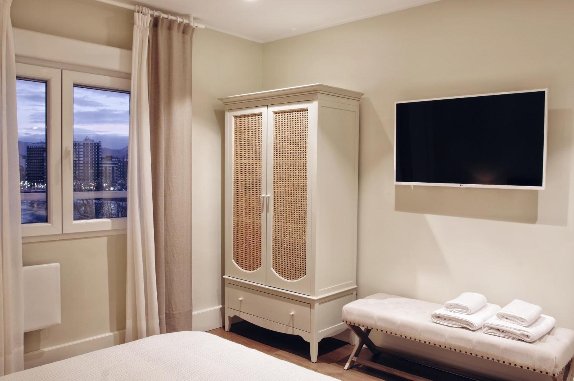 Apartamentos Bahia San Lorenzo Gijón Exteriör bild