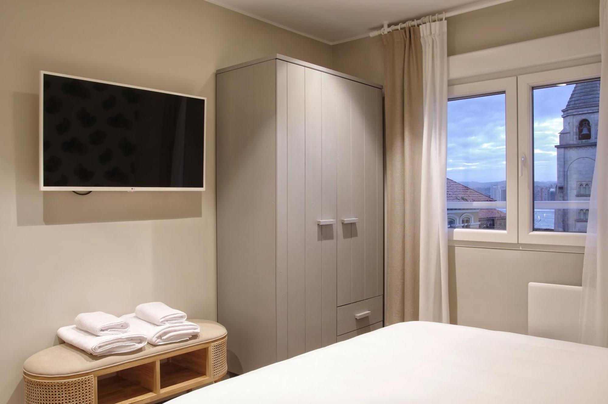 Apartamentos Bahia San Lorenzo Gijón Exteriör bild