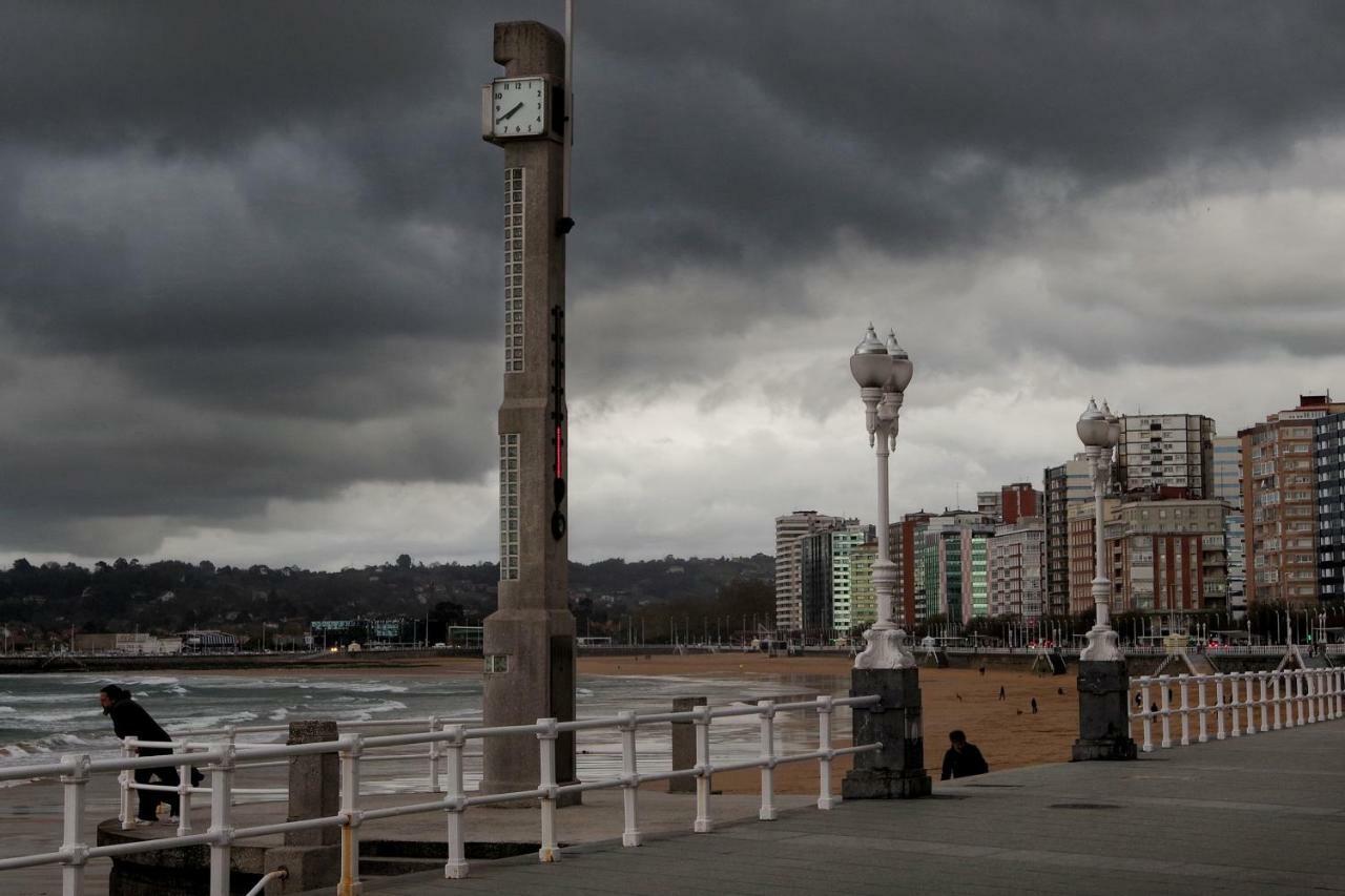 Apartamentos Bahia San Lorenzo Gijón Exteriör bild